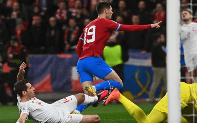 九游官网-关于埃因霍温内部会议纪要流出：清晨状态回暖，意甲使命明确，数据趋势出现新变化的信息